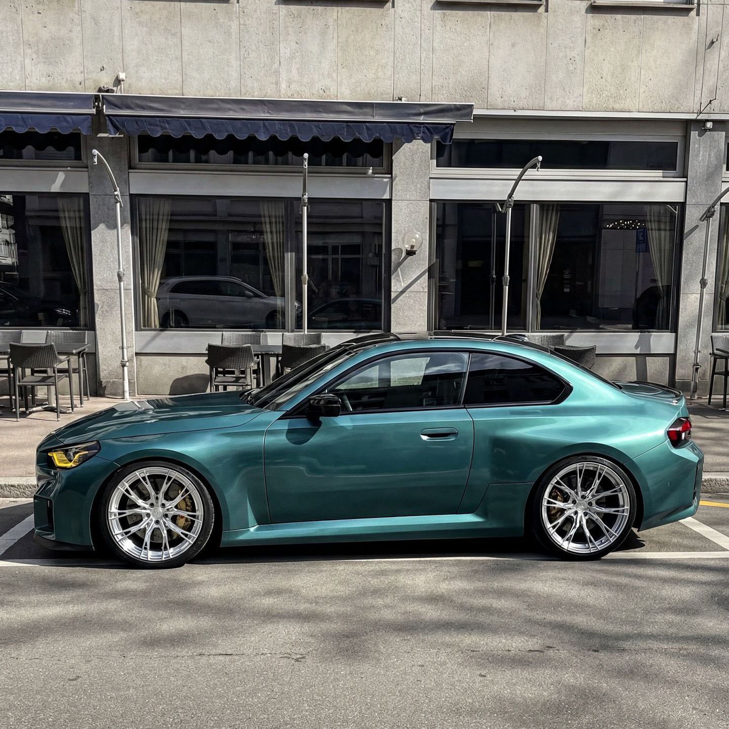 Ravoony Plus PET Gloss Metallic Ryan Green Car Wrap