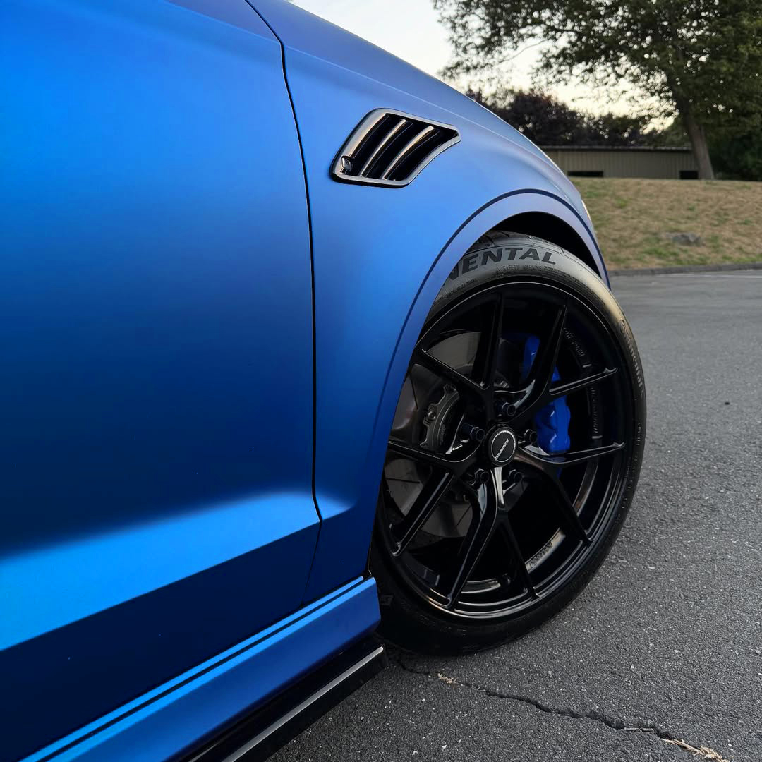Ravoony Plus PET Matte Chrome Blue Car Wrap