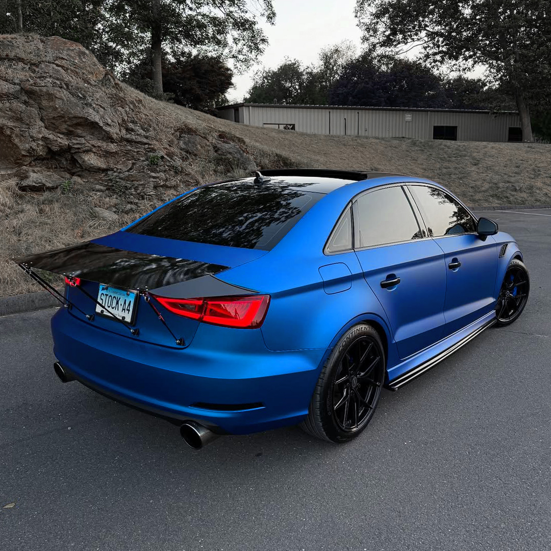 Ravoony Plus PET Matte Chrome Blue Car Wrap