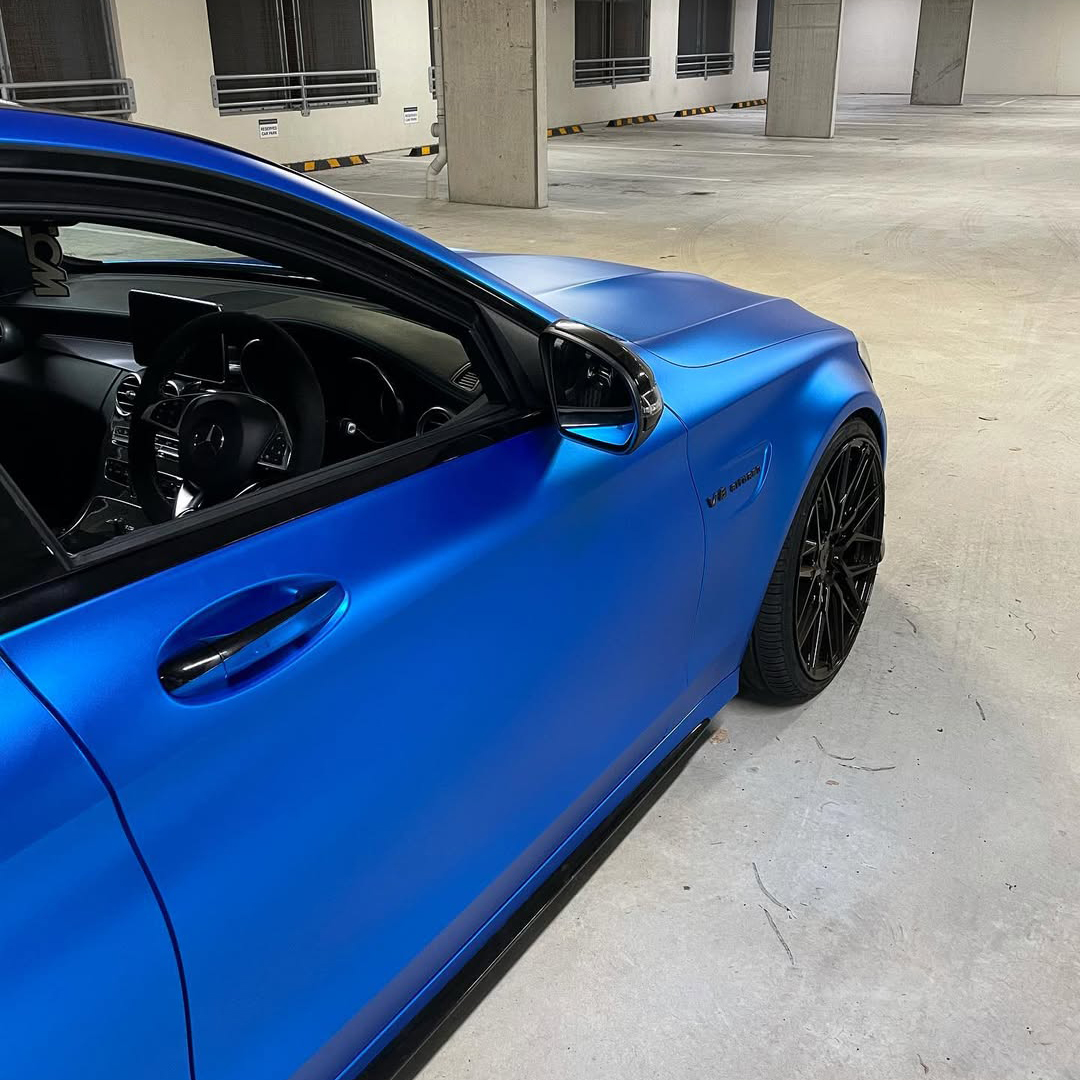 Ravoony Plus PET Matte Chrome Blue Car Wrap