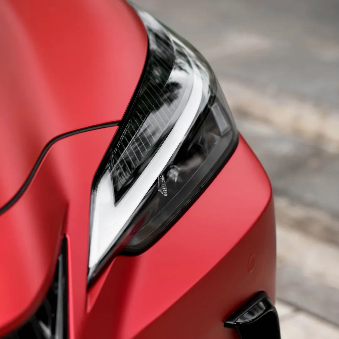 Ravoony Plus PET Matte Ceramics Red Car Vinyl Wrap