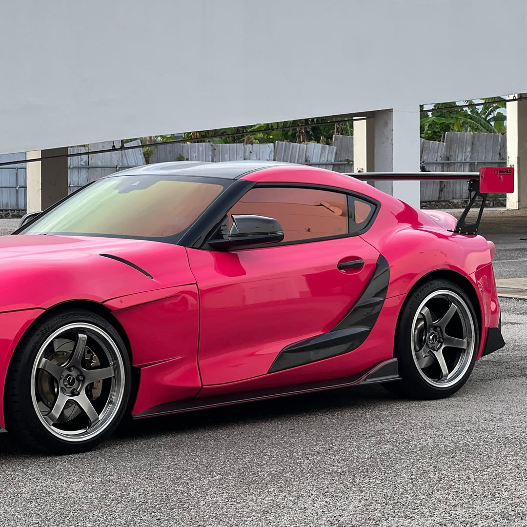Ravoony Plus PET Gloss Beets Purple Vinyl Car Wrap