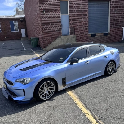 Ravoony Plus Glossy Metal Paint Mist Blue Car Wrap 02
