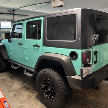 Ravoony Racing Tiffany Car Vinyl Wrap review 1