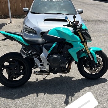 Ravoony Racing Tiffany Car Vinyl Wrap review 1