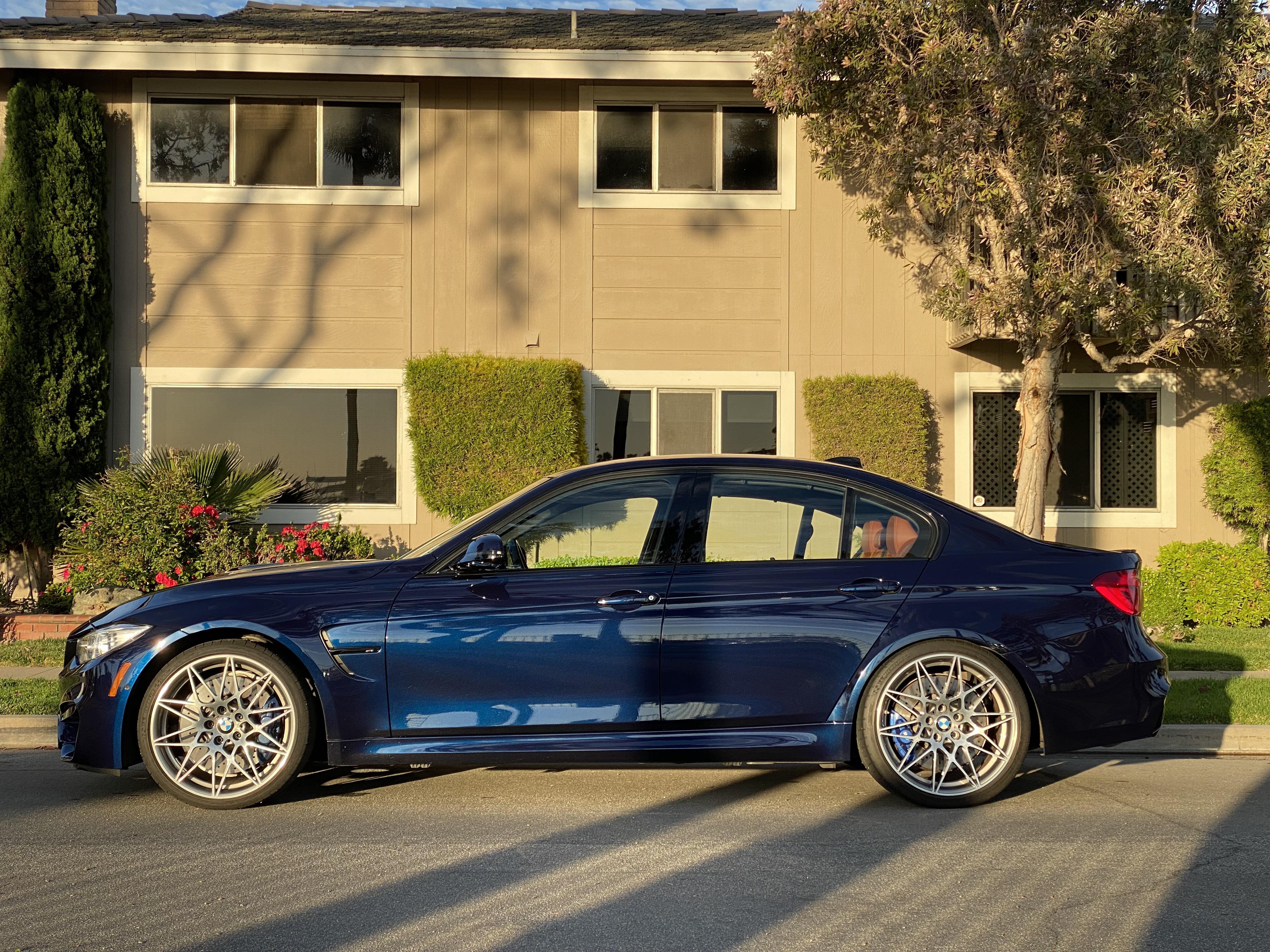 Ravoony Plus Gloss Ghost Midnight Blue Car Vinyl Wrap review Allison Amaro