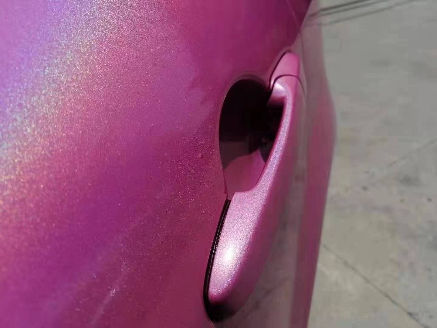 Ravoony Plus Glossy Laser Pink Car Vinyl Wrap review Nick Tuinenburg 01