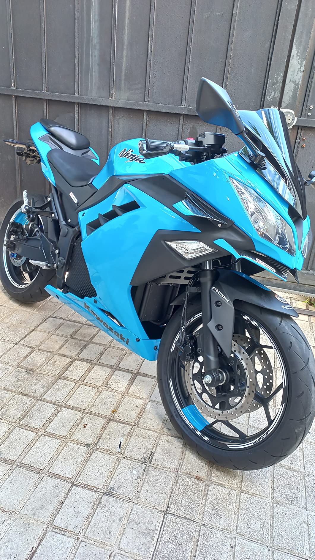 Ravoony Plus PET Glossy Crystal Blue Sky Car Vinyl Wrap review Clayton Robertson