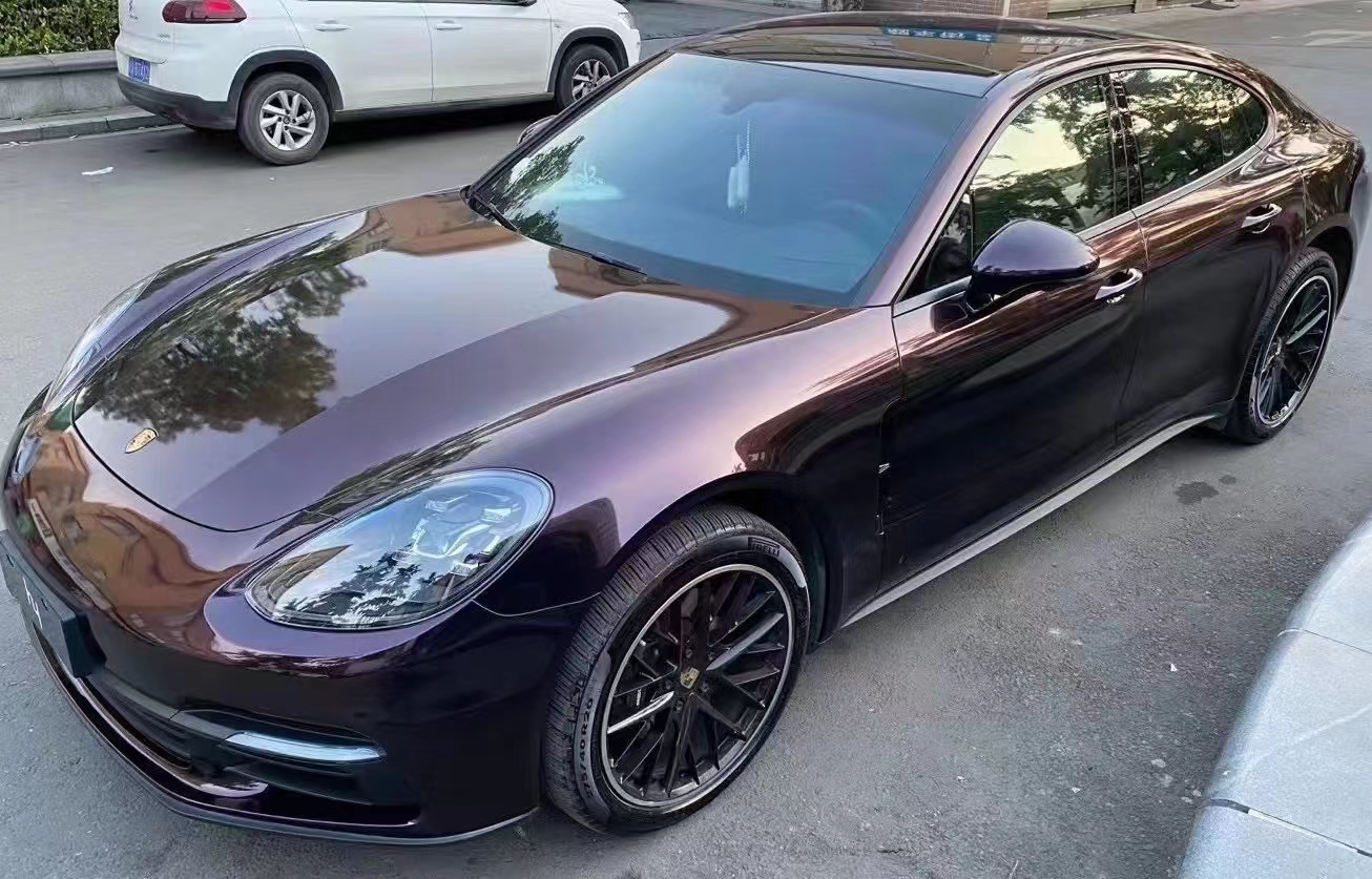 Ravoony Plus Ghost Midnight Red Vinyl Car Wrap review Erika Castaneda Ortiz