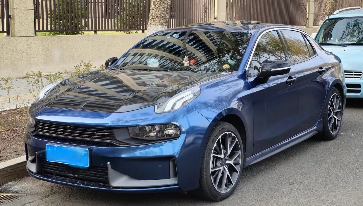 Ravoony Plus PET Shadow Blue Car Vinyl Wrap review Arabella Rogers