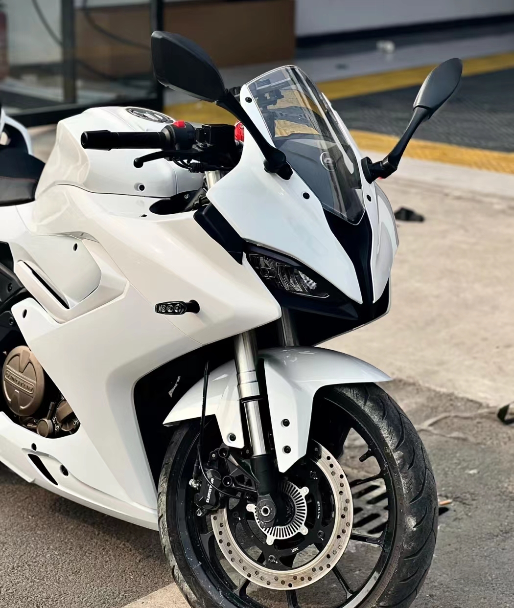 Ravoony Plus PET Crystal White Car Vinyl Wrap review abby rodriguez 00