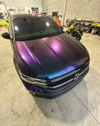 Ravoony Plus Purple And Blue Chameleon Car Wrap review 1