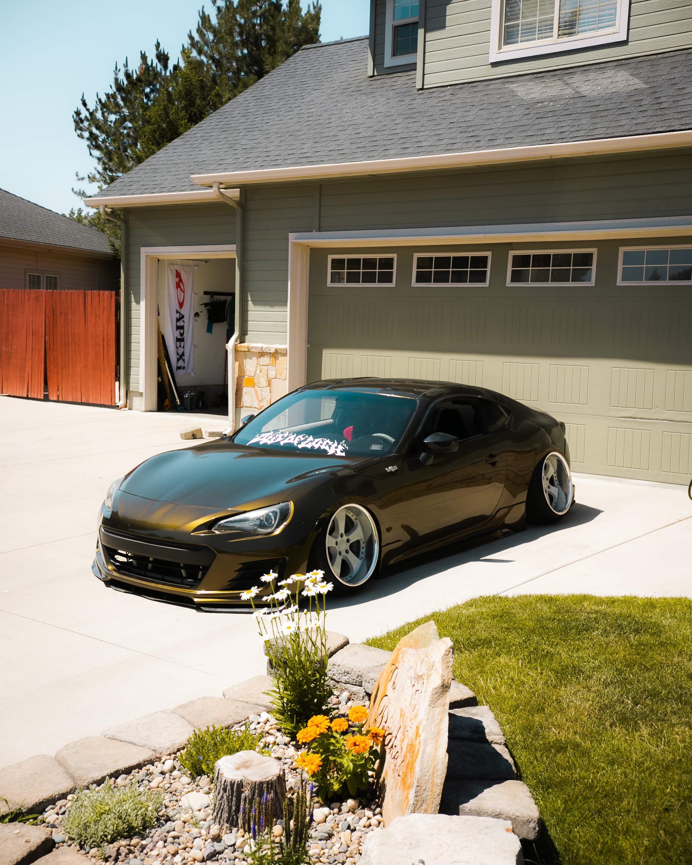 Ravoony Plus Gloss Midnight Gold Car Wrap review wicked.frs 01