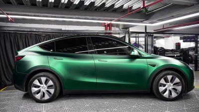 Ravoony Plus Matte Chrome Venom Green Car Wrap review Douglas Turner