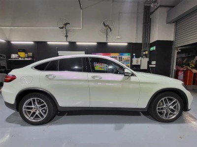 Ravoony Plus PET Glossy White to Purple Vinyl Car Wrap review india owens 01