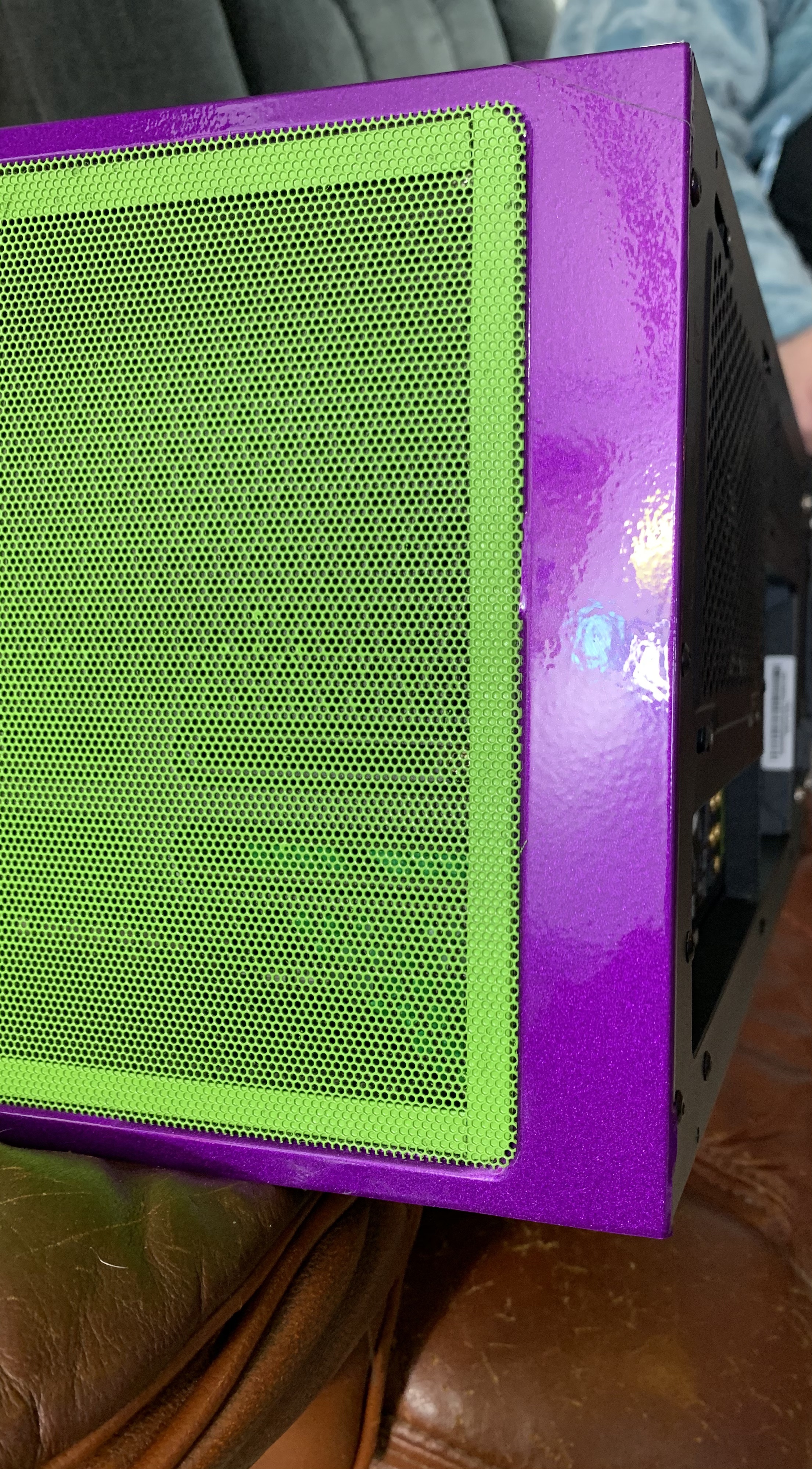   Ravoony Plus Ultra Gloss Metal Paint Grape Purple Vinyl Wrap review Wilmer Torres 00