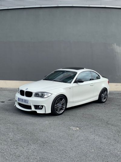 Ravoony Plus Crystal White Car Vinyl Wrap review Miriam Rochez