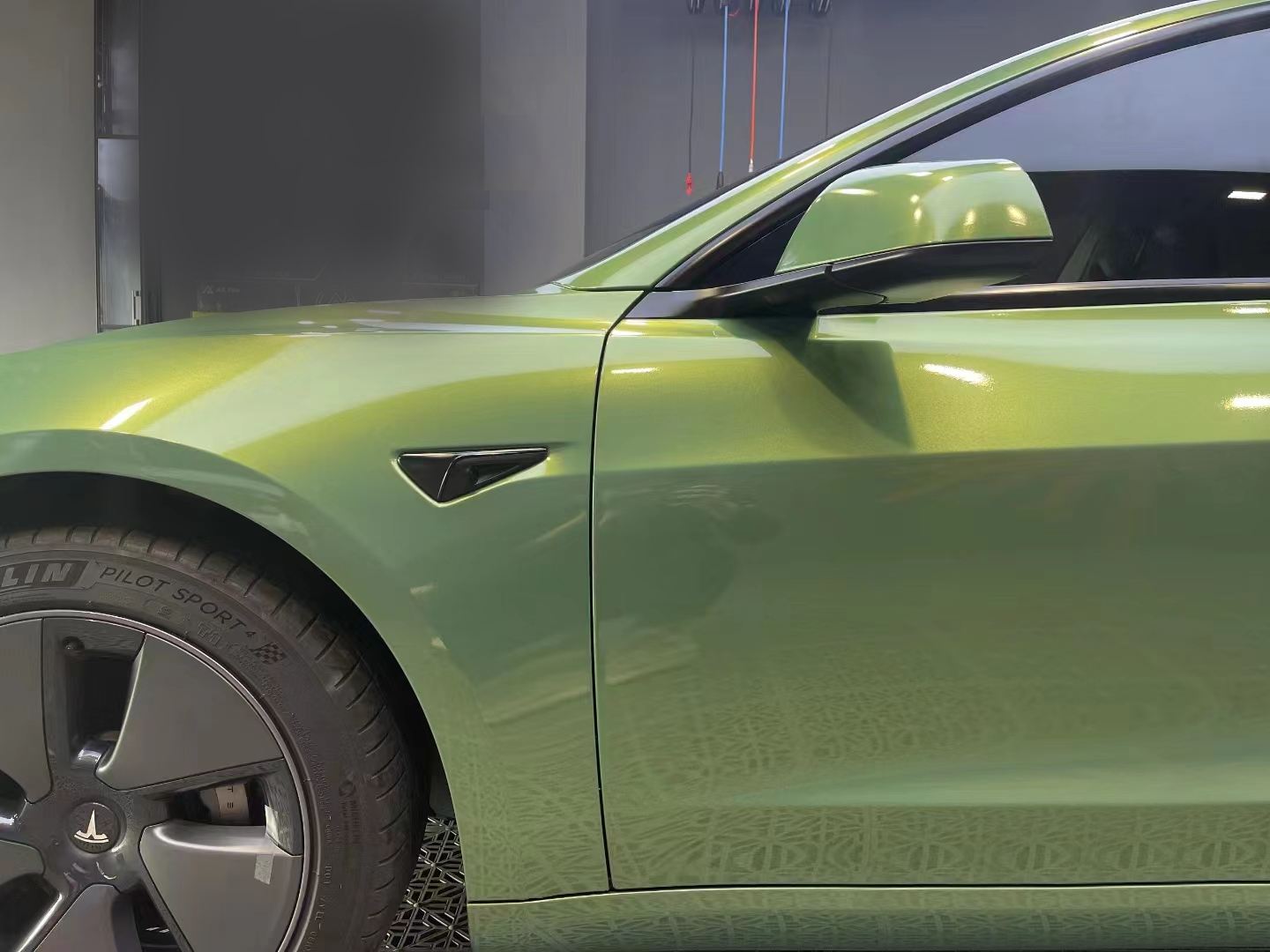 Ravoony Plus Gloss Aston Martin Iridescent Emerald Green Car Wrap review Eli Haney 02