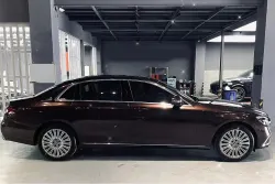 Ravoony Plus Gloss Metallic Mahogany Red Vinyl Wrap review Laurin Klotz 02