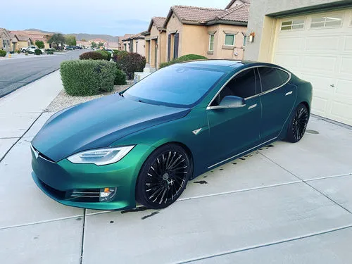 Ravoony Plus Matte Chrome Venom Green Car Wrap review 