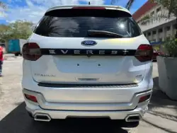    Ravoony Plus Satin Ceramic White to Gold Car Wrap review Max Jones 03