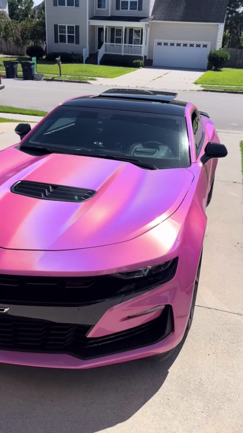 Ravoony Plus Glossy Laser Pink Car Vinyl Wrap review Yvonne