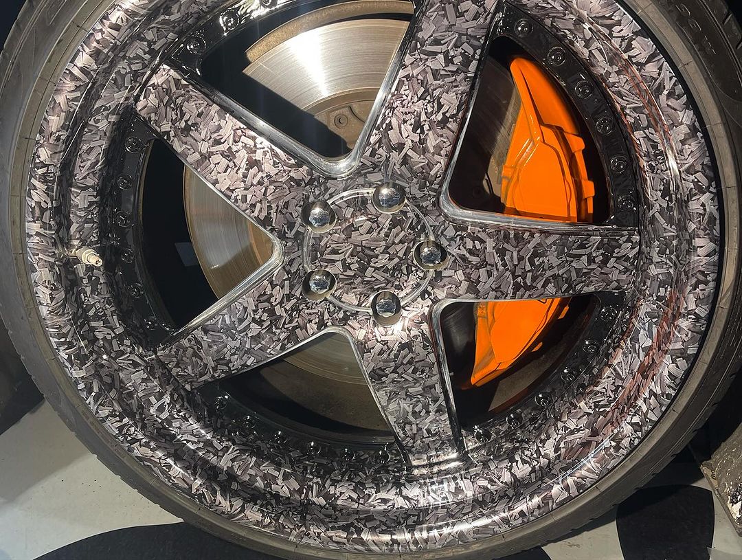 Ravoony Plus PET Matte Carbon Fiber Forging Black Vinyl Wrap review alejandro hernandez 01