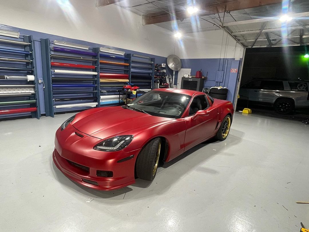 Ravoony Plus Matte Red Metallic Car Vinyl Wrap review Barbara Laiche 01