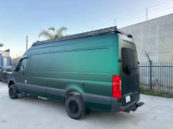 Ravoony Plus Matte Chrome Venom Green Car Wrap review Albandari Almansoori 02