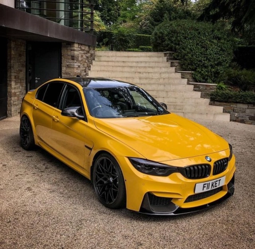 Ravoony Plus Gloss Light Sunflower Yellow Vinyl Wrap review 