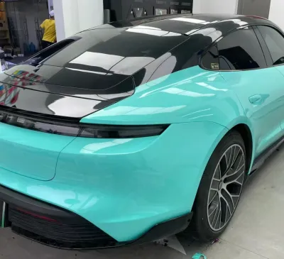 Ravoony Plus Glossy Tiffany Blue Car Vinyl Wrap review Izzy Burrell  02