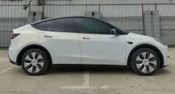  Ravoony Plus Glossy White to Gold Car Wrap review Molly Geist