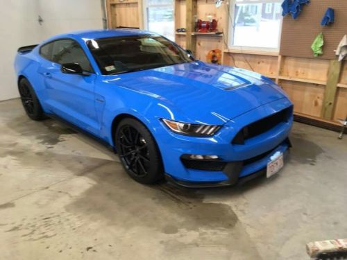 Ravoony Plus Glossy Crystal Royal Blue Car Vinyl Wrap review 