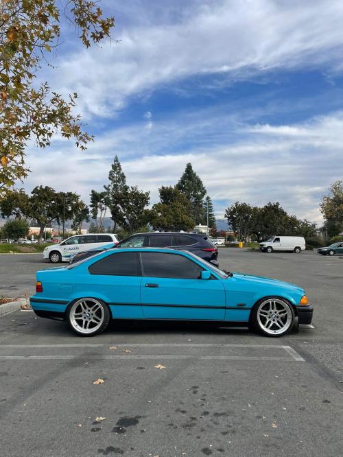 Ravoony Plus PET Glossy Miami Blue Vinyl Wrap review