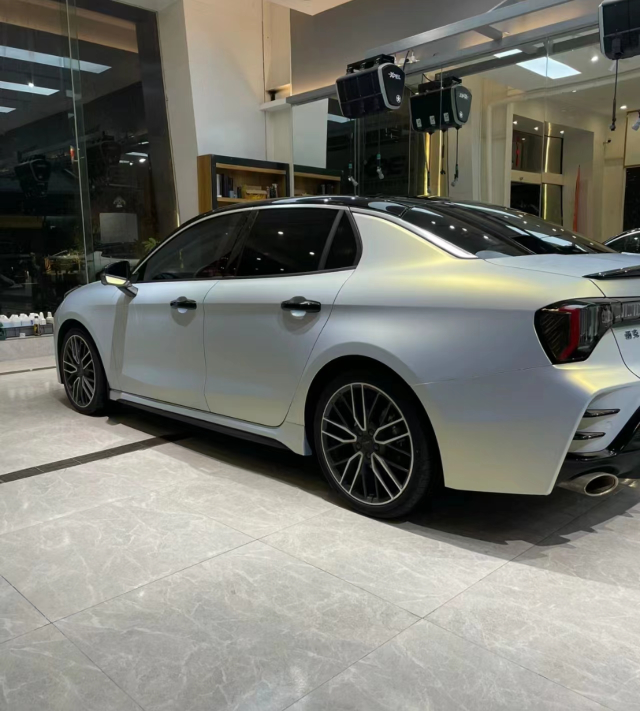 Ravoony Plus Ultra-Matte Gold Blue Car Vinyl Wrap review Ronald Young 02