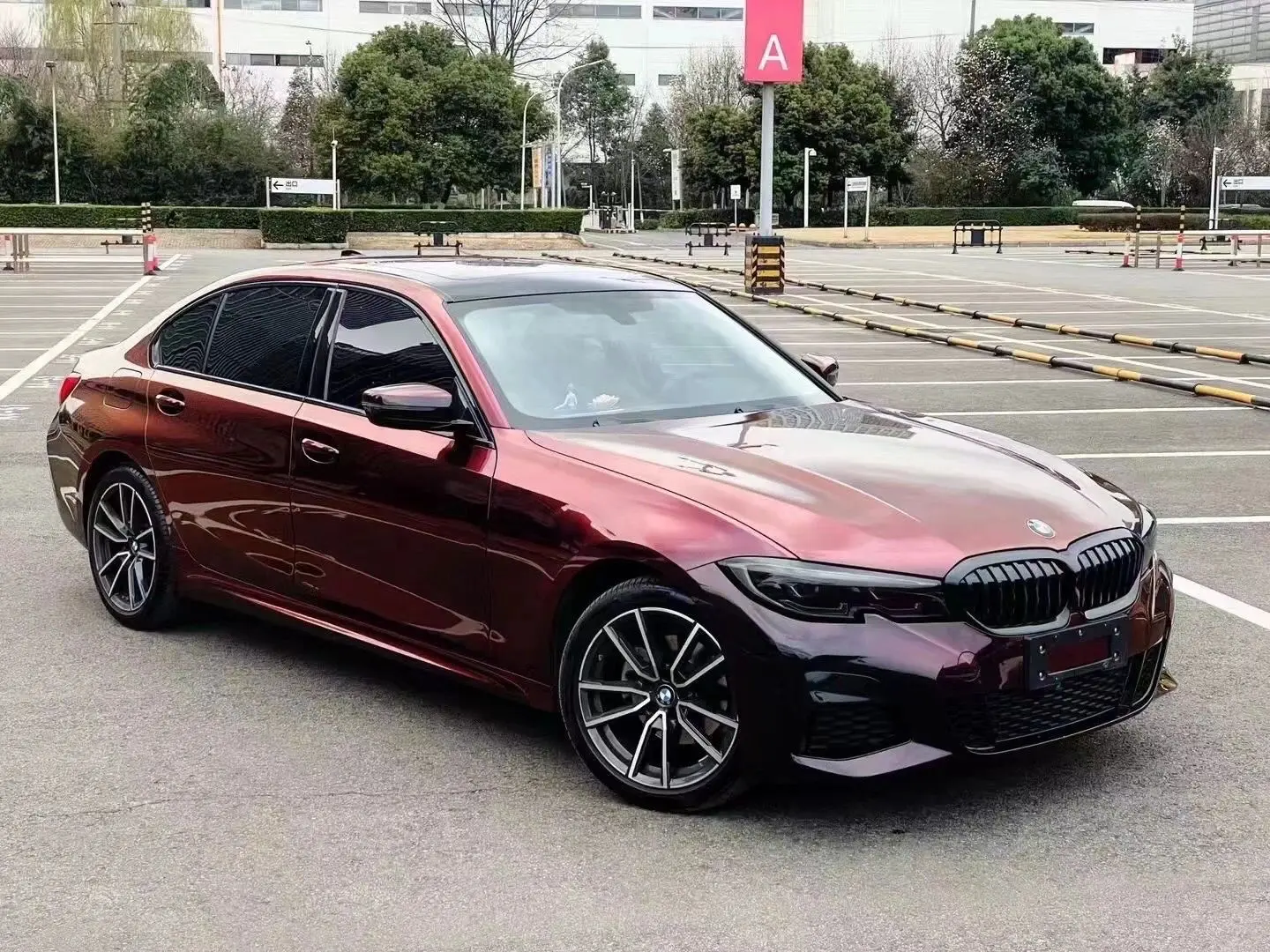 Ravoony Plus PET Gloss Color Shift Rainbow Drift Black Red Vinyl Wrap review Jardinn W. 01