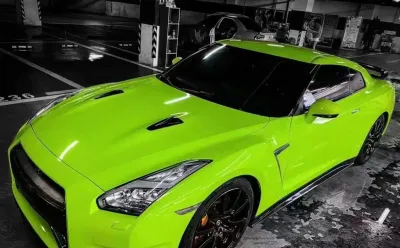 Ravoony Plus Gloss Apple Green Car Wrap review Sarah Cook-Markovich 00