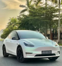 Ravoony Plus Matte Aurora White Car Vinyl Wrap review Lateak Hunt 02