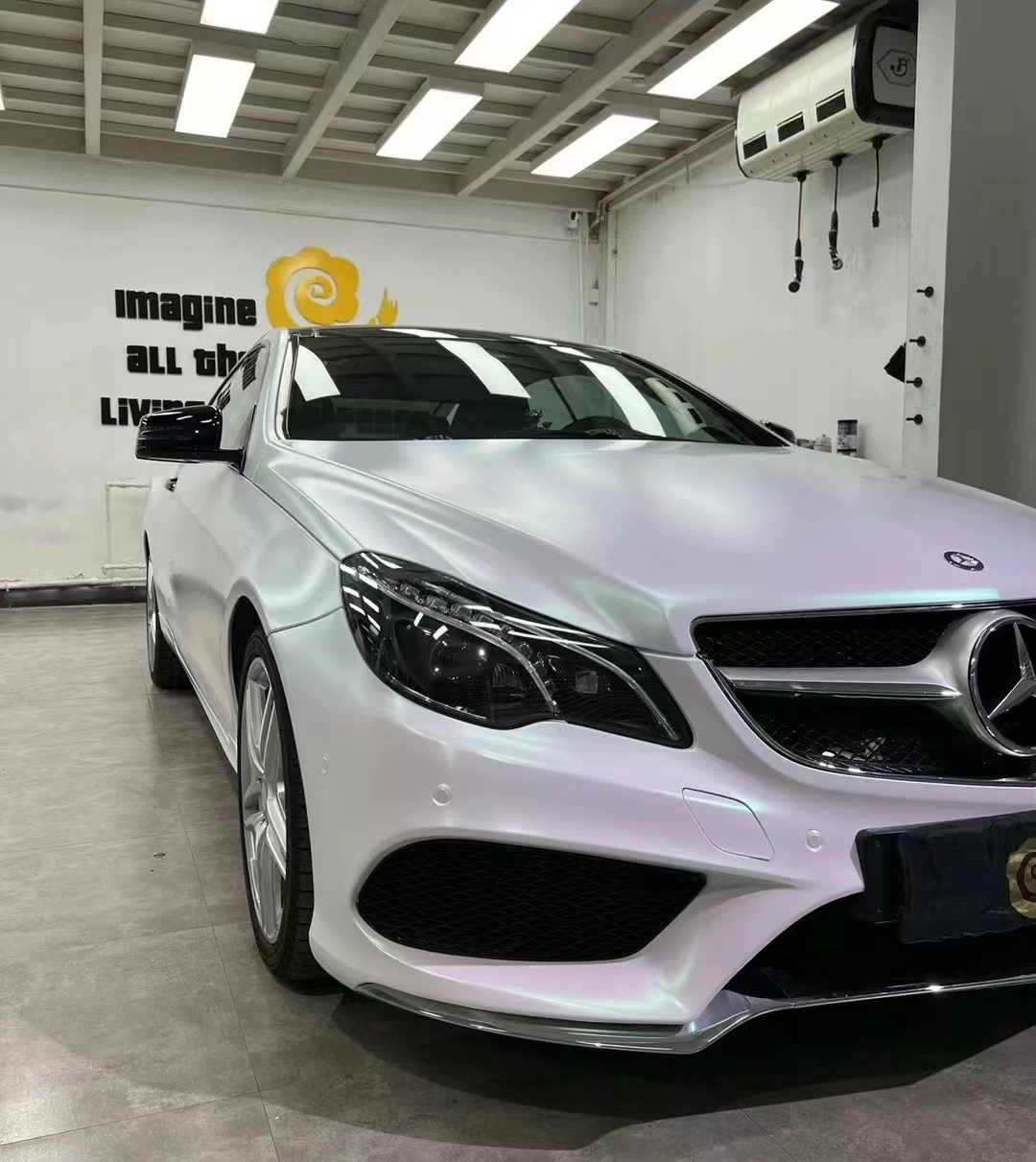 Ravoony Plus Matte Aurora White Car Vinyl Wrap review Bryan Metzger 01