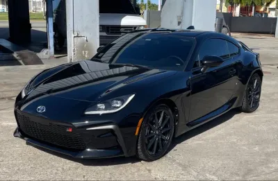 Ravoony Plus PET Gloss Black Car Wrap review Nicole  Johansen