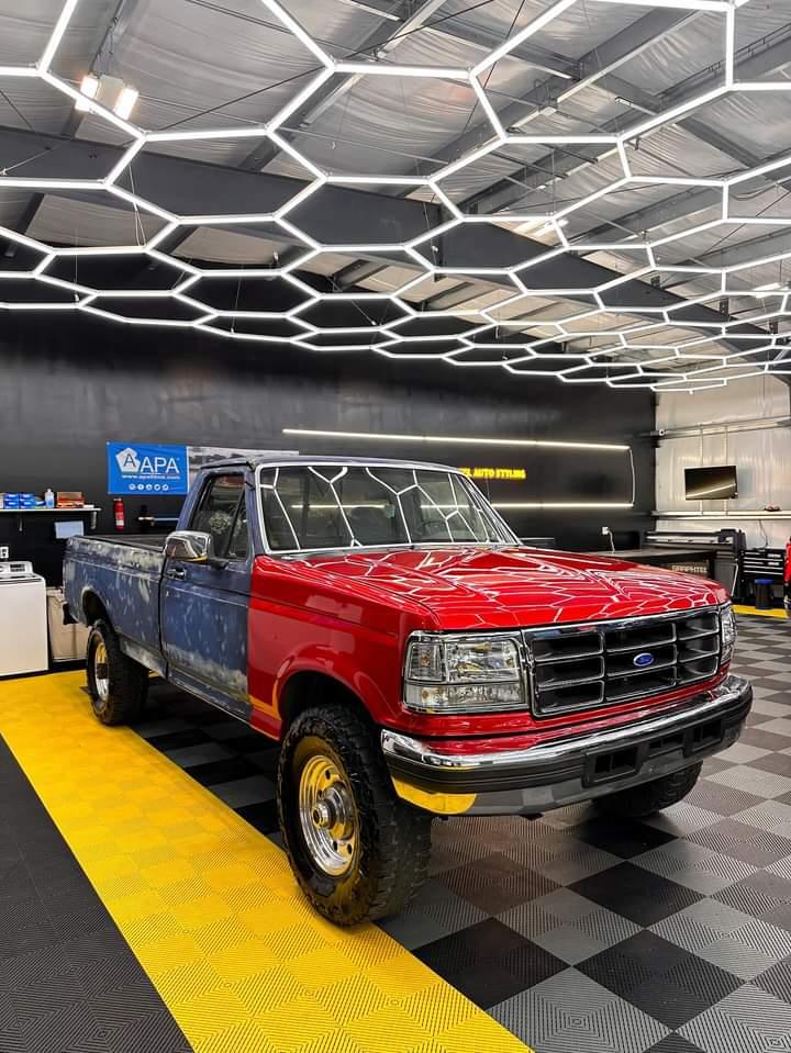 Ravoony Basic Gloss Metallic Vampire Red Vinyl Car Wrap review Logan Ordonez 00