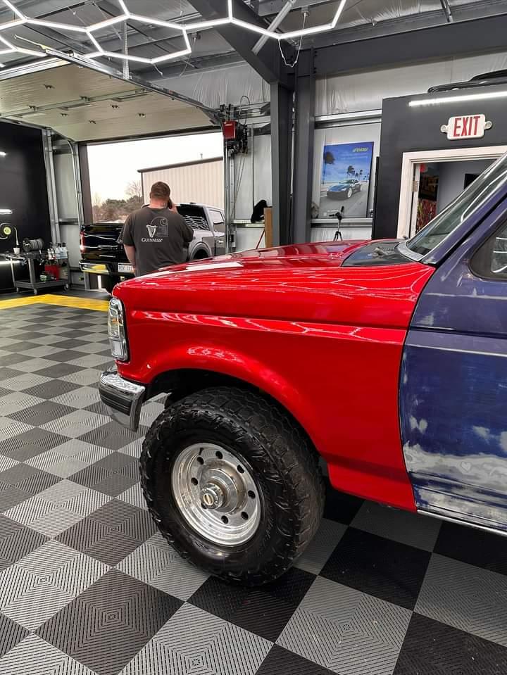 Ravoony Basic Gloss Metallic Vampire Red Vinyl Car Wrap review Logan Ordonez 02