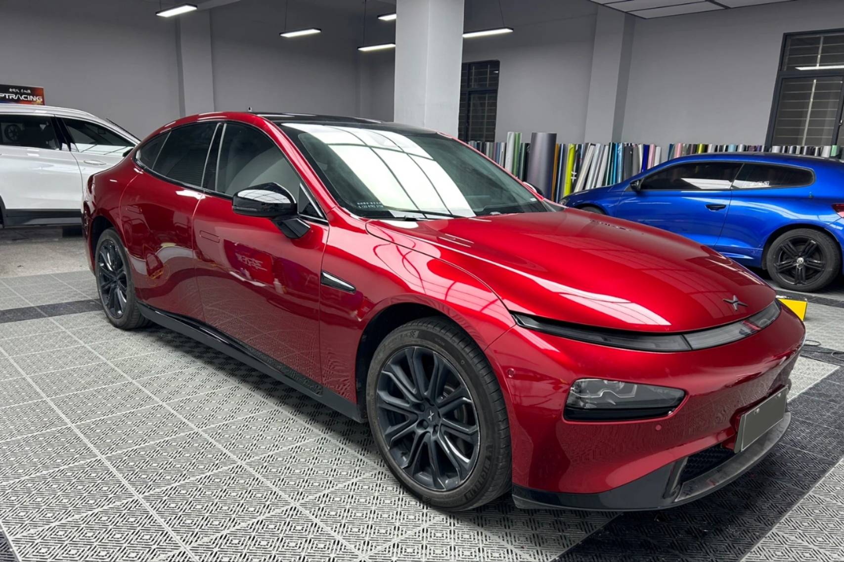 Ravoony Basic Gloss Metallic Vampire Red Vinyl Car Wrap review Rohan Rai