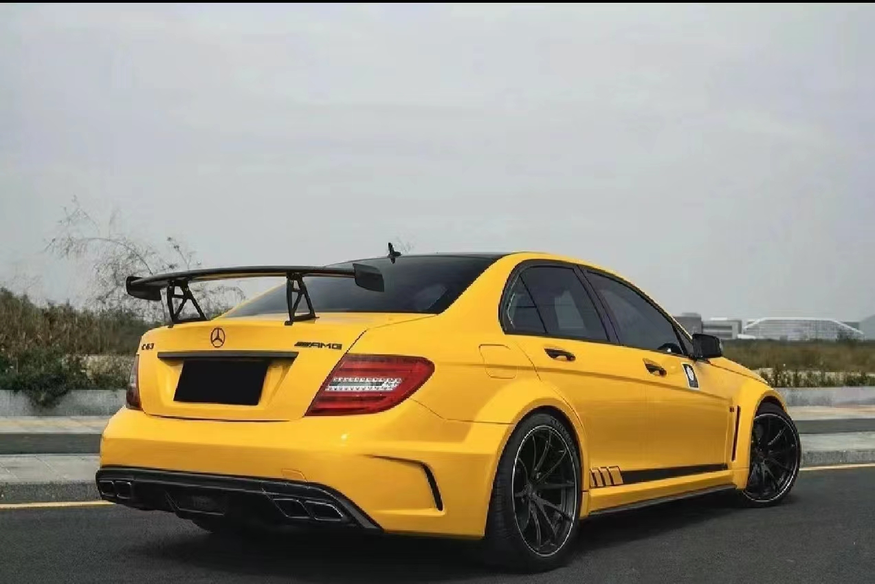 Ravoony Basic Glossy Metallic Yellow Car Wrap review ulysses dunlap 01