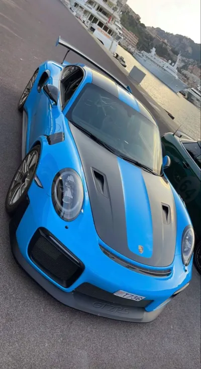 Ravoony Plus Glossy Crystal Blue Sky Car Vinyl Wrap review Cristián  Erazo 01