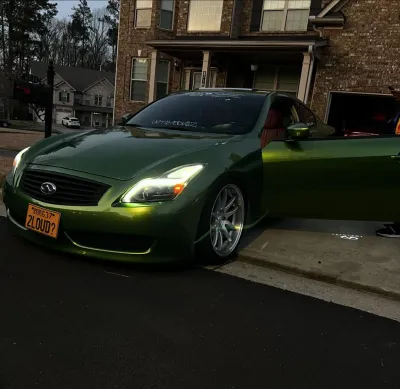 Ravoony Plus Glossy Metallic Mamba Green Car Vinyl Wrap review Lukáš Vojta 00