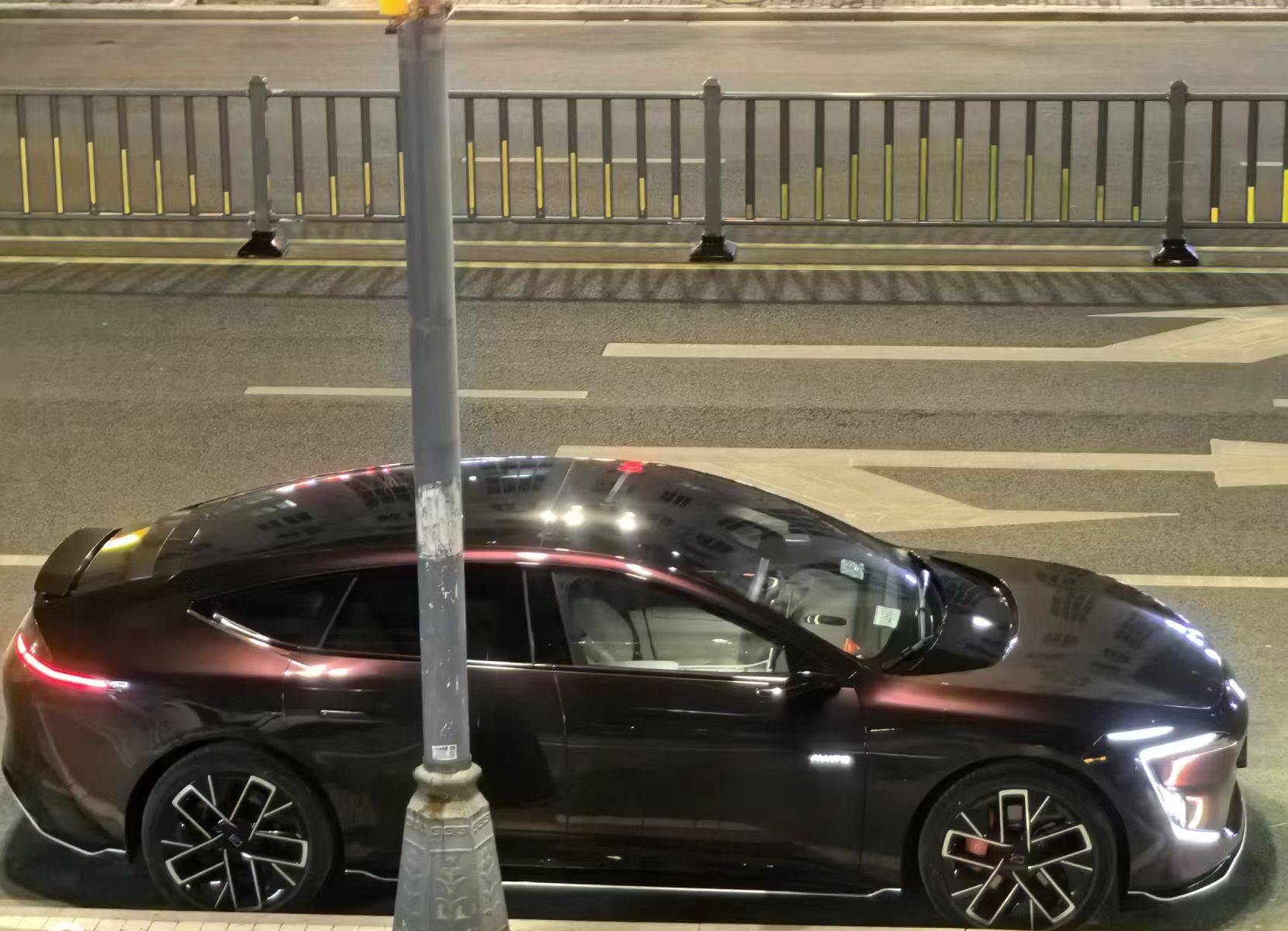 Ravoony Plus PET Gloss Color Shift Rainbow Drift Black Red Vinyl Wrap review Ivo Dostál 01