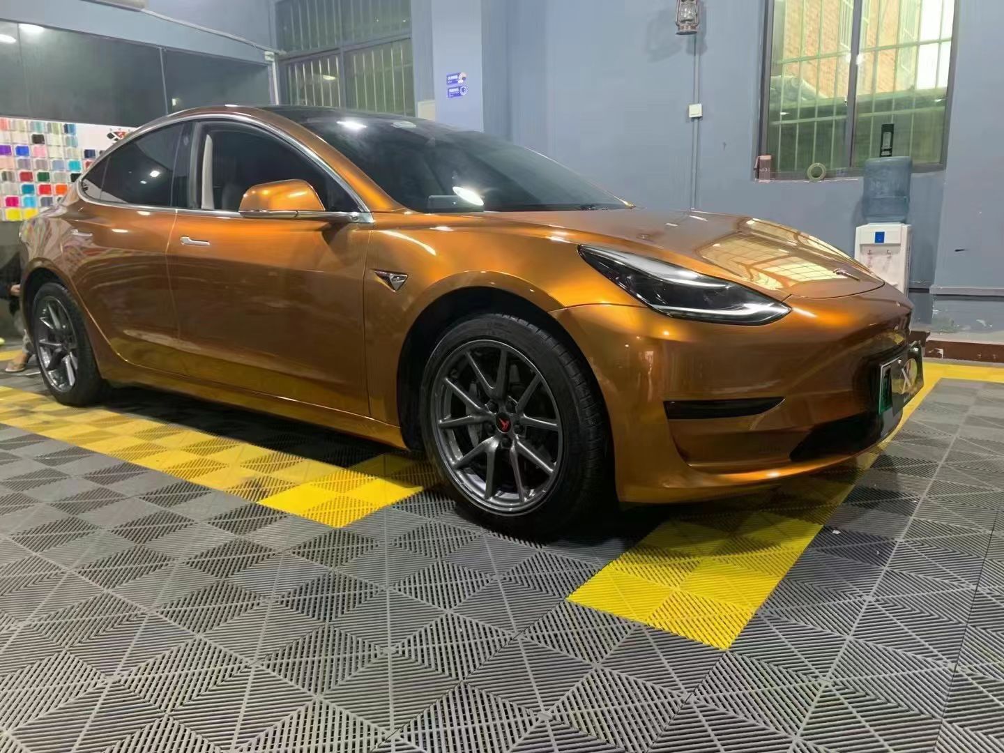 Ravoony Plus Glossy Metallic Copper Car Wrap review Torsten Mayer 01