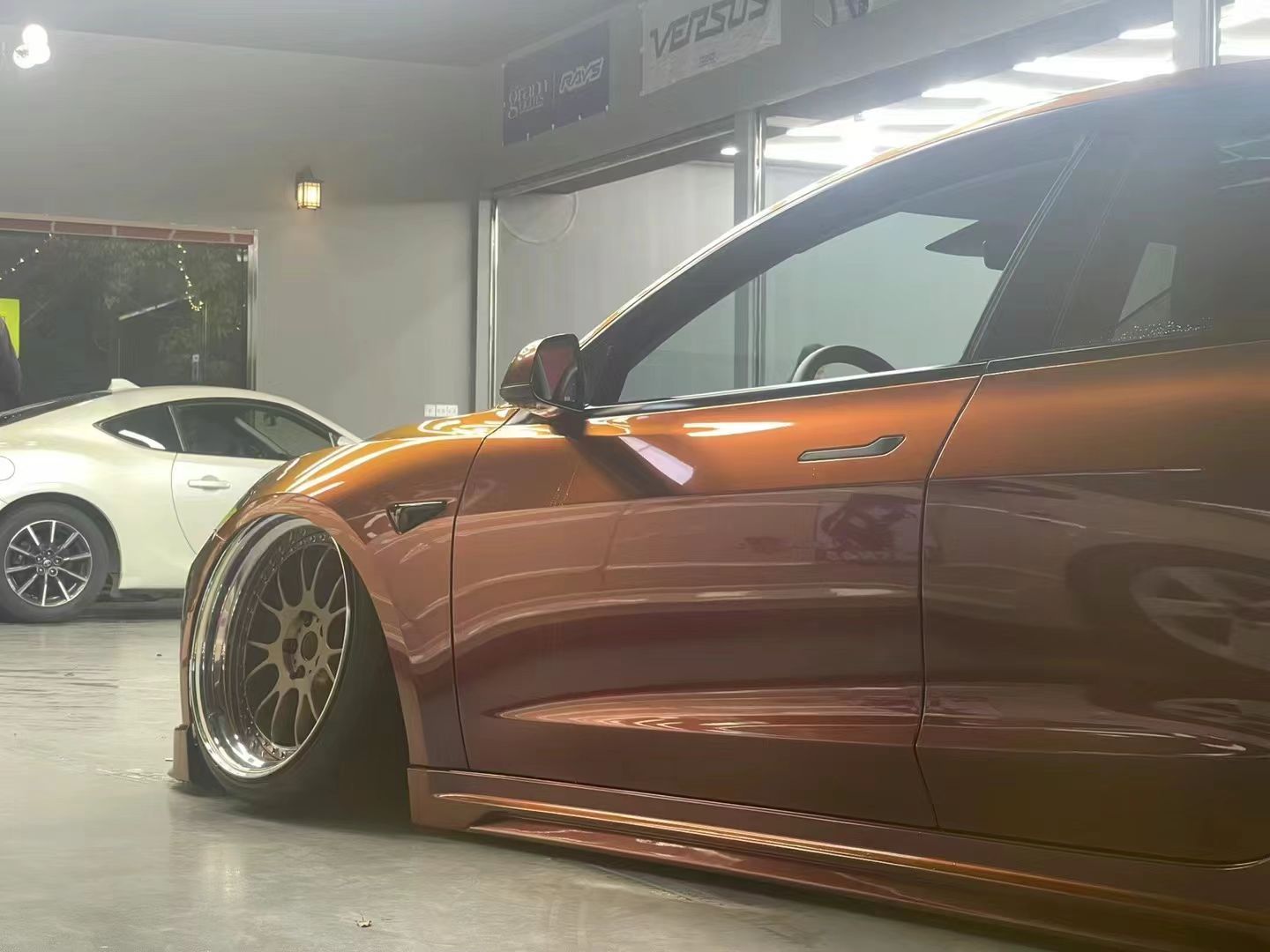 Ravoony Plus Gloss Flowing Phantom Purple Chameleon Wrap review Daniel Cohen 01