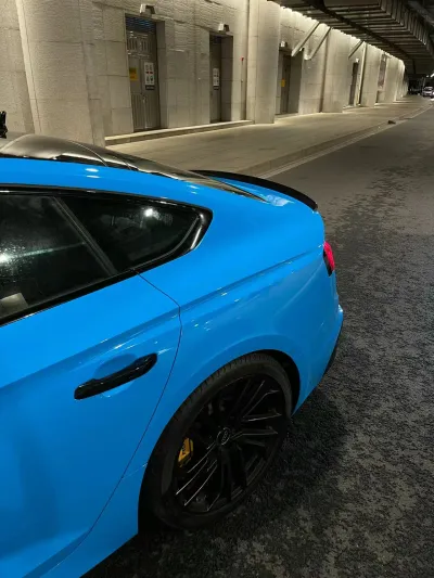 Ravoony Plus Glossy Crystal Blue Sky Car Vinyl Wrap review Inutile  Anronella 01
